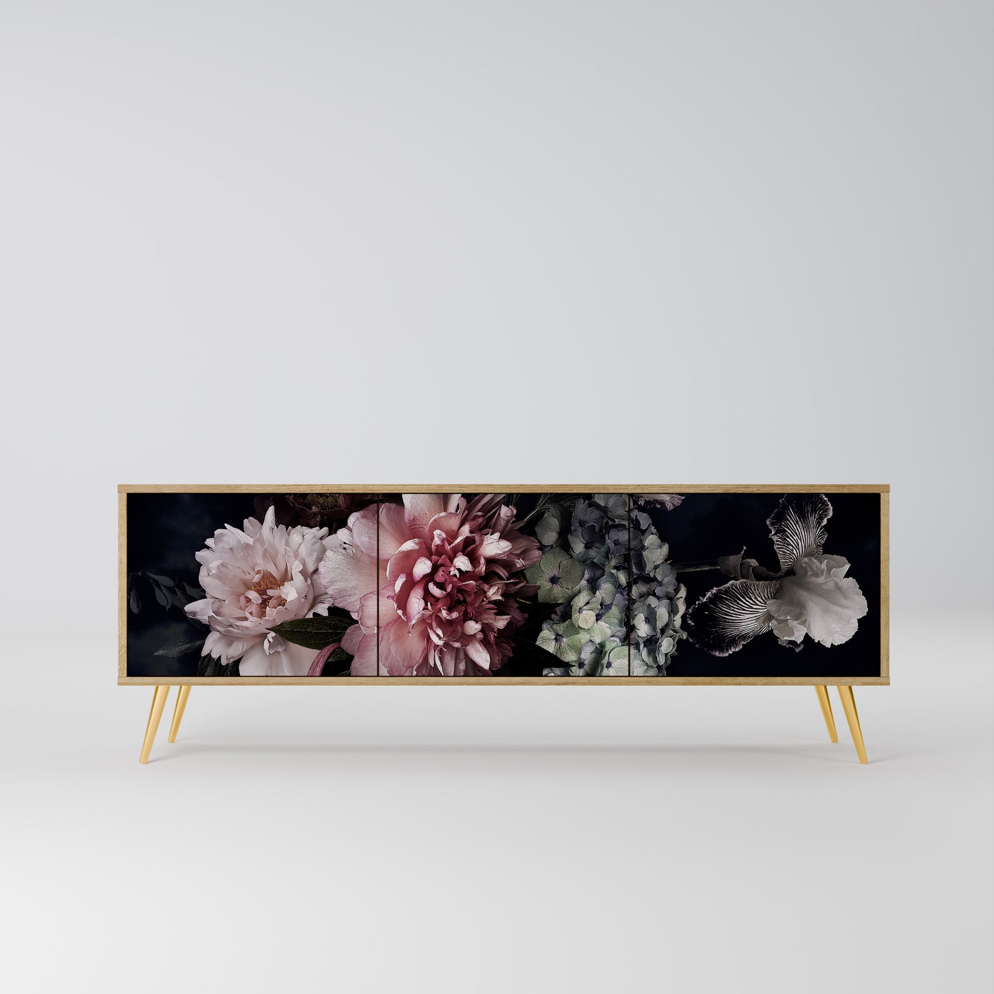 PURE BLOSSOM TV-bänk med 3 dörrar i ekeffekt