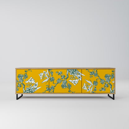 GULT CHINOISERIE TV-bänk med 3 dörrar i ekeffekt