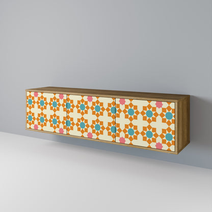 BLOMSTERDEKORATION TV-bänk med 3 dörrar i ekeffekt