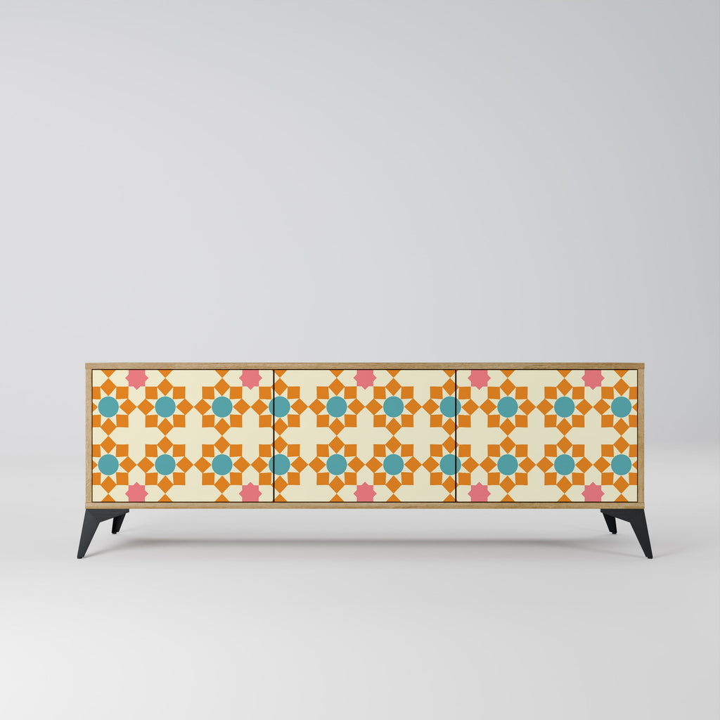 BLOMSTERDEKORATION TV-bänk med 3 dörrar i ekeffekt