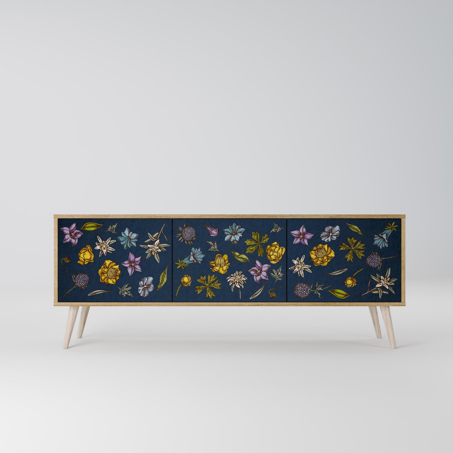 BLOMMOR PÅ MARINBLÅTT TV-BÄNK med 3 dörrar i ekeffekt