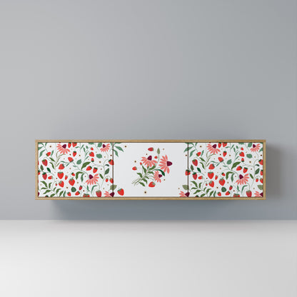 BLOMMOR OCH JORDGUBBAR TV-bänk med 3 dörrar i ekeffekt