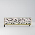 HAPPY HENS 3-Door TV Stand in Oak Effect