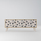 HAPPY HENS 3-Door TV Stand in Oak Effect