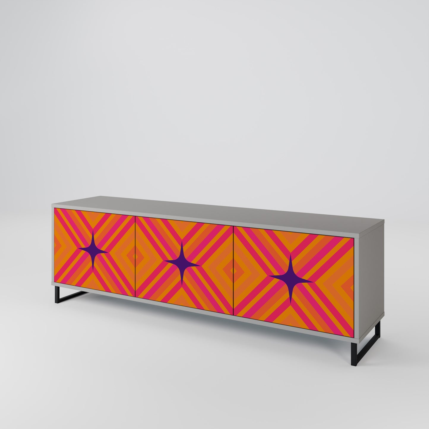 GEOMETRIC BRILLIANCE 3-dörrars TV-bänk i grå finish