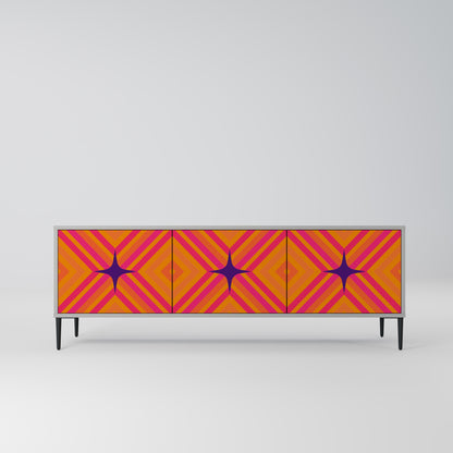 GEOMETRIC BRILLIANCE 3-dörrars TV-bänk i grå finish