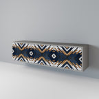 ARTFUL GEOMETRY 3-dörrars TV-bänk i grå finish