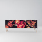 NEVERENDING BLOOM 3-dörrars TV-bänk i grå finish