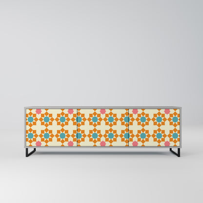 BLOMMAD DECOR 3-dörrars TV-bänk i grå finish