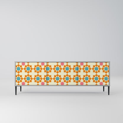 BLOMMAD DECOR 3-dörrars TV-bänk i grå finish