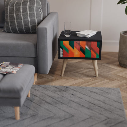 MAKESHIFFT ARTISTRY Nattduksbord i svart finish