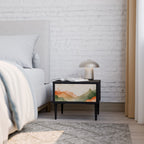 Nattduksbord i svart finish från Watercolour Peaks