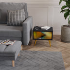 GENOMSNITTANDE SHARPNESS Nattduksbord i svart finish