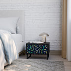 CONTRAST DANCE Nattduksbord i svart finish