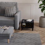 STELLAR CONSTELLATIONS Nattduksbord i svart finish