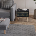 ROYAL ORDINARINESS Nattduksbord i svart finish