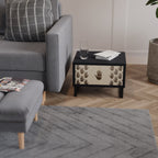 SE MER Nattduksbord i svart finish