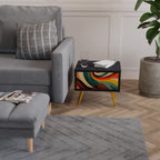 FÄRGGLADA STRANDS Nattduksbord i svart finish