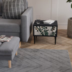 VERDURE FORMATION Nattduksbord i svart finish