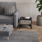 PASSING TIME Nattduksbord i svart finish