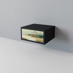 MORNING BY THE LAKE Nattduksbord i svart finish