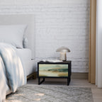 MORNING BY THE LAKE Nattduksbord i svart finish