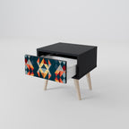 CRACKED ILLUSION Nattduksbord i svart finish