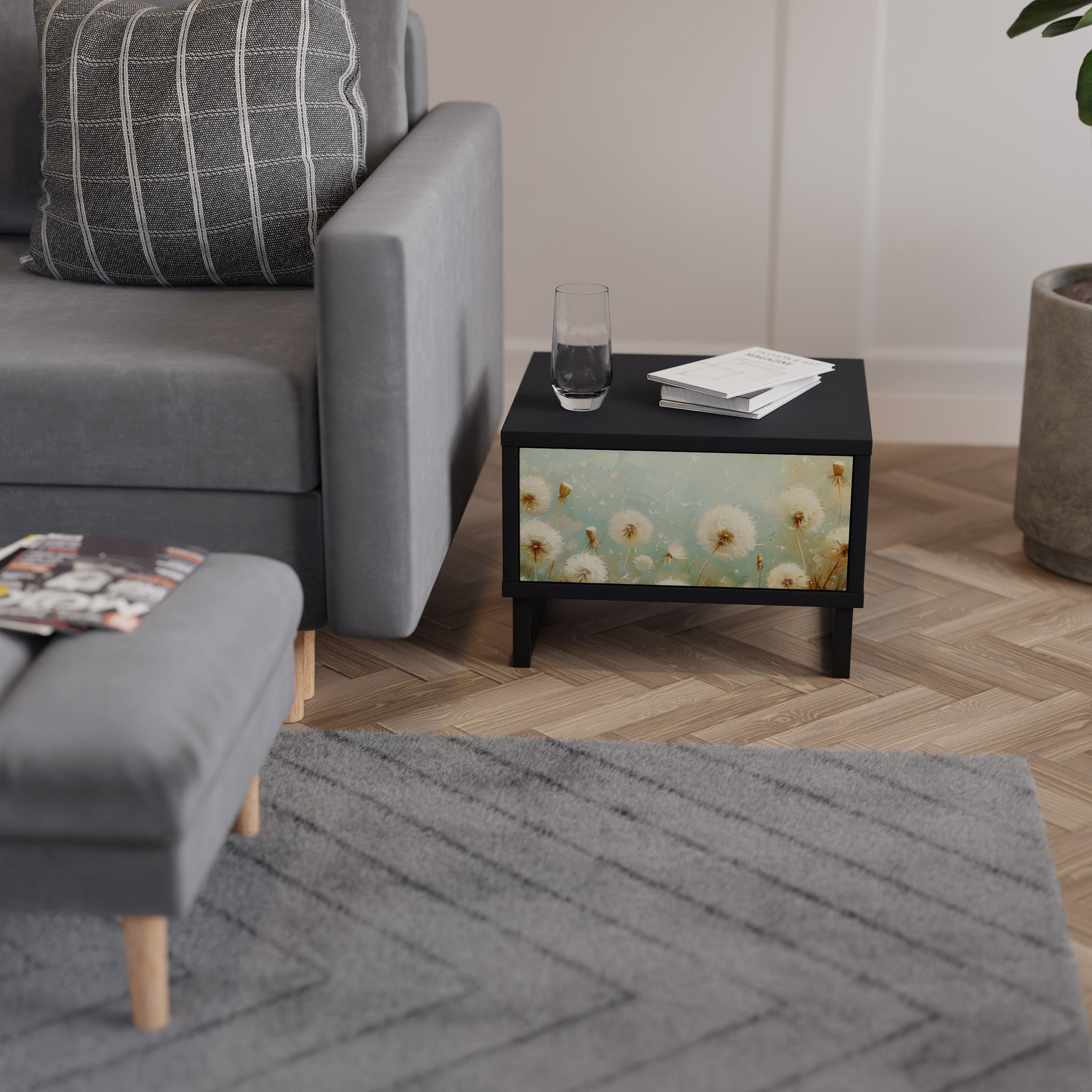 DREAMY MEADOW Nattduksbord i svart finish