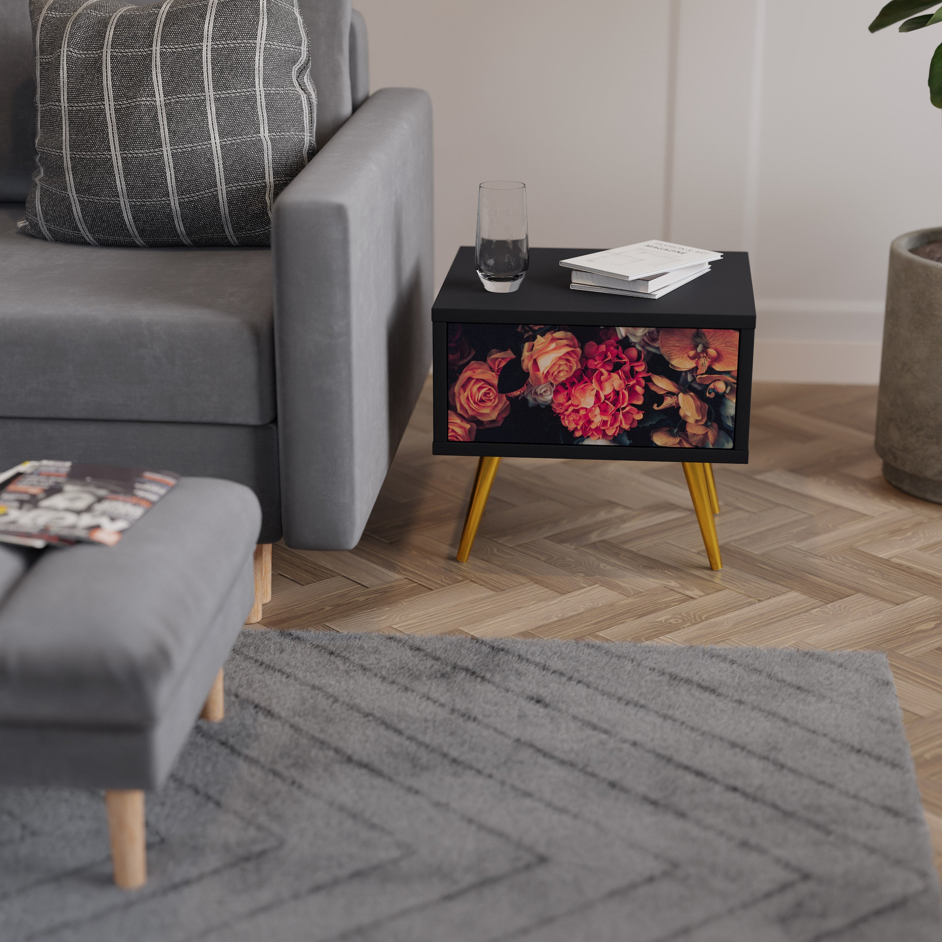 NEVERENDING BLOOM nattduksbord i svart finish