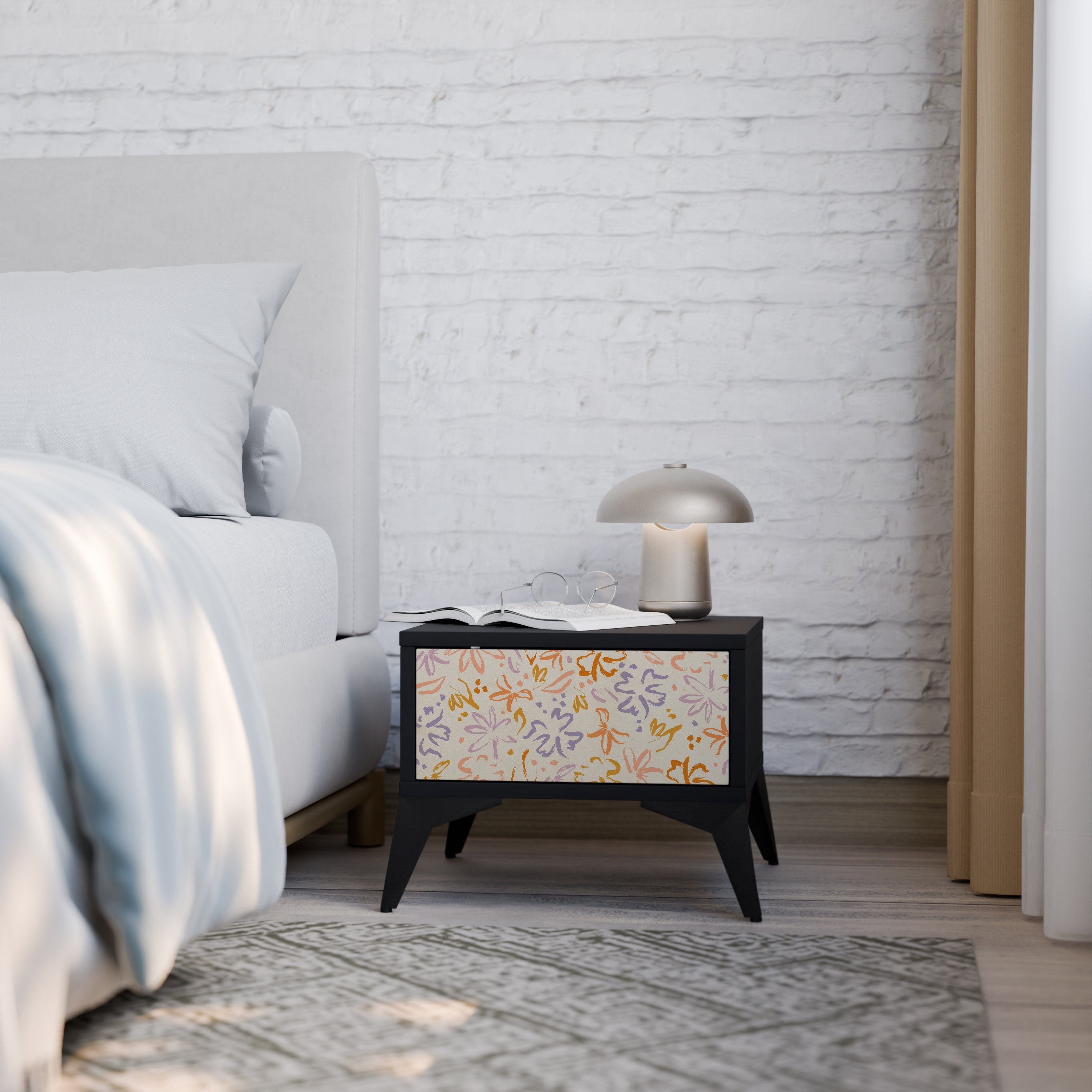 SPRING WHIMSY Nattduksbord i svart finish