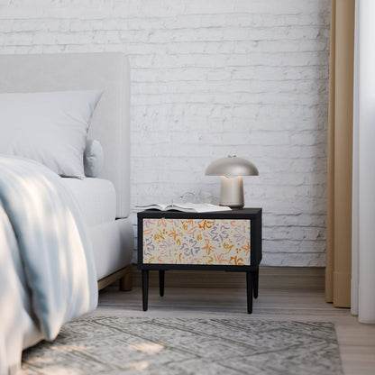 SPRING WHIMSY Nattduksbord i svart finish