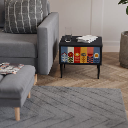 SCANDIC FLOWERET Nattduksbord i svart finish