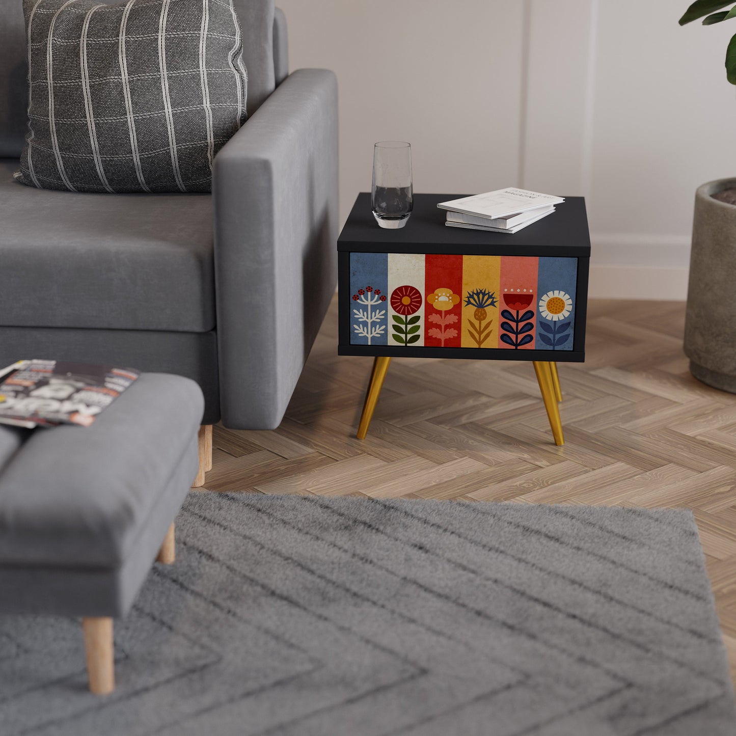 SCANDIC FLOWERET Nattduksbord i svart finish