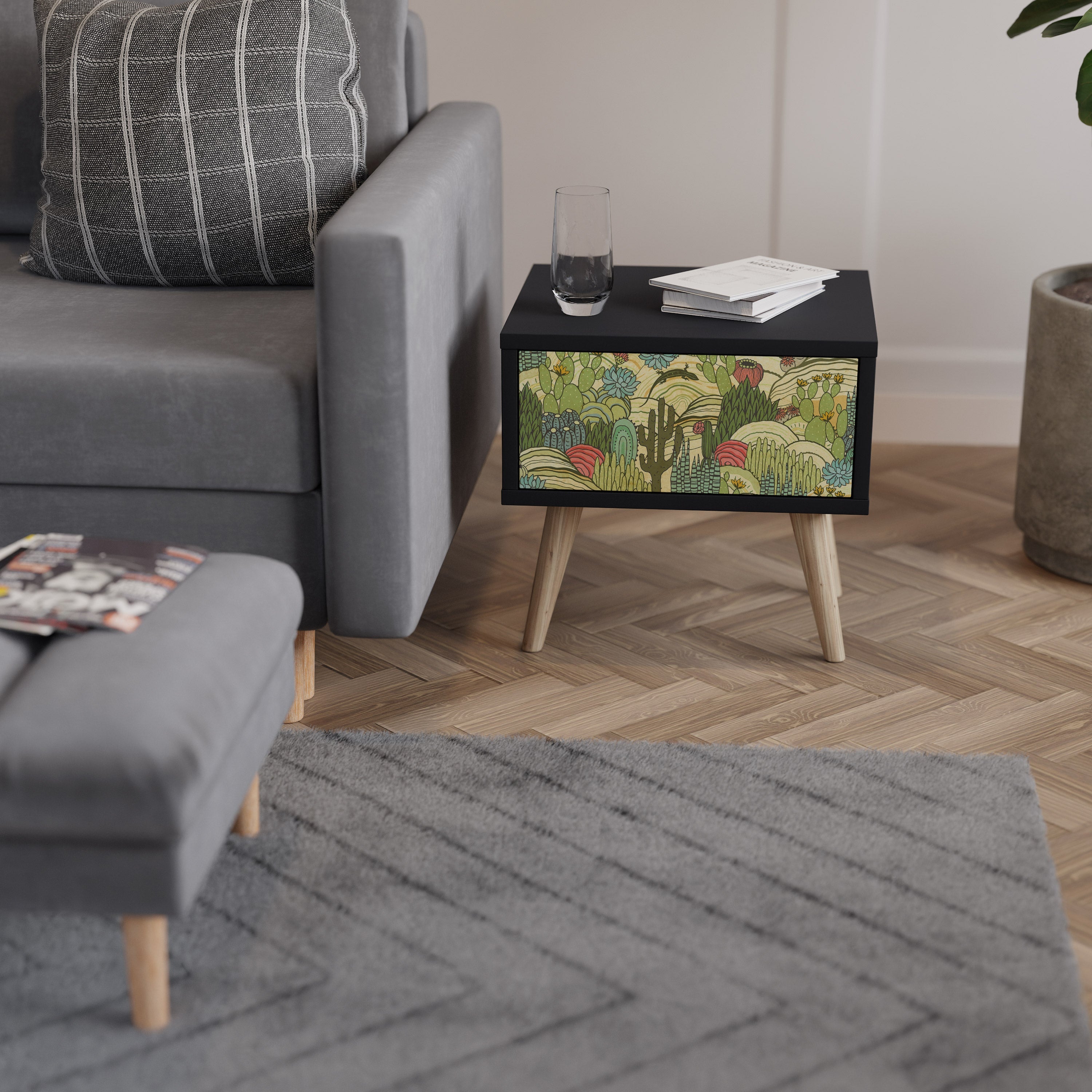 Nattduksbord med SUCCULENTS KALEIDOSCOP i svart finish