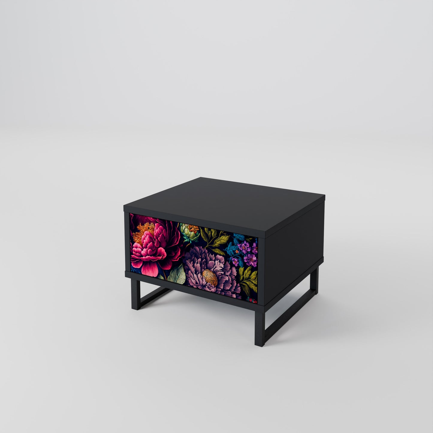 BLOOMING ELEGANCE Nattduksbord i svart finish
