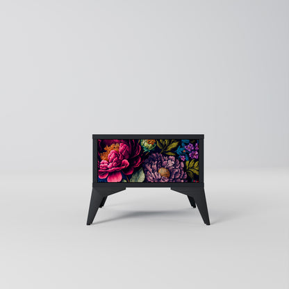 BLOOMING ELEGANCE Nattduksbord i svart finish