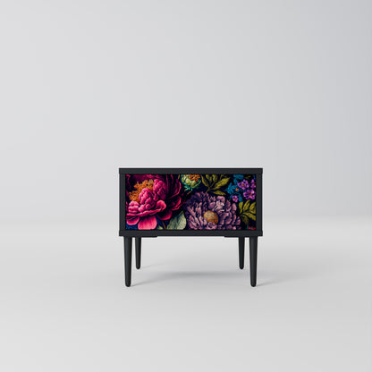 BLOOMING ELEGANCE Nattduksbord i svart finish