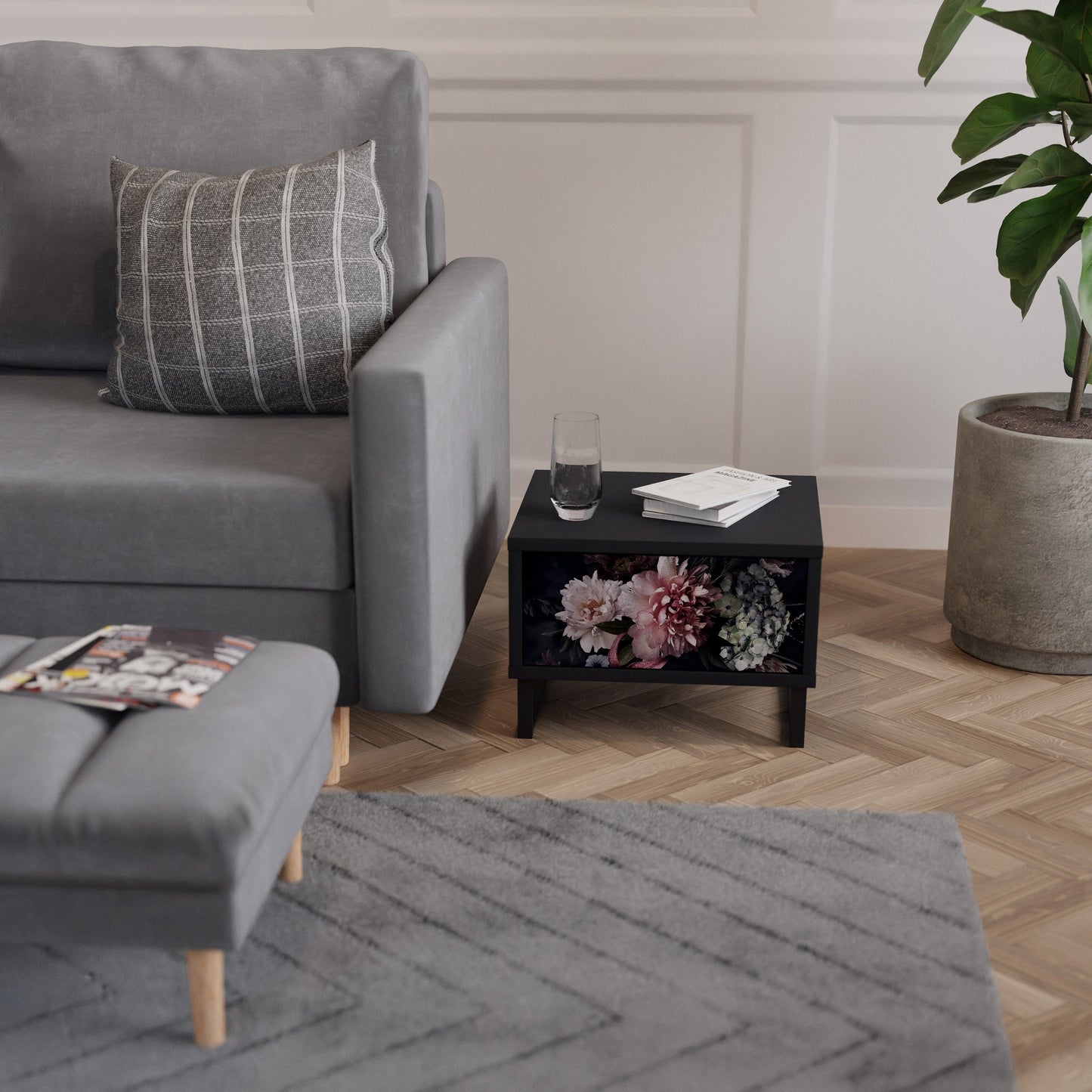 PURE BLOSSOM Nattduksbord i svart finish