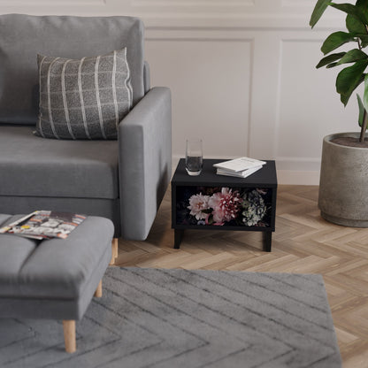 PURE BLOSSOM Nattduksbord i svart finish