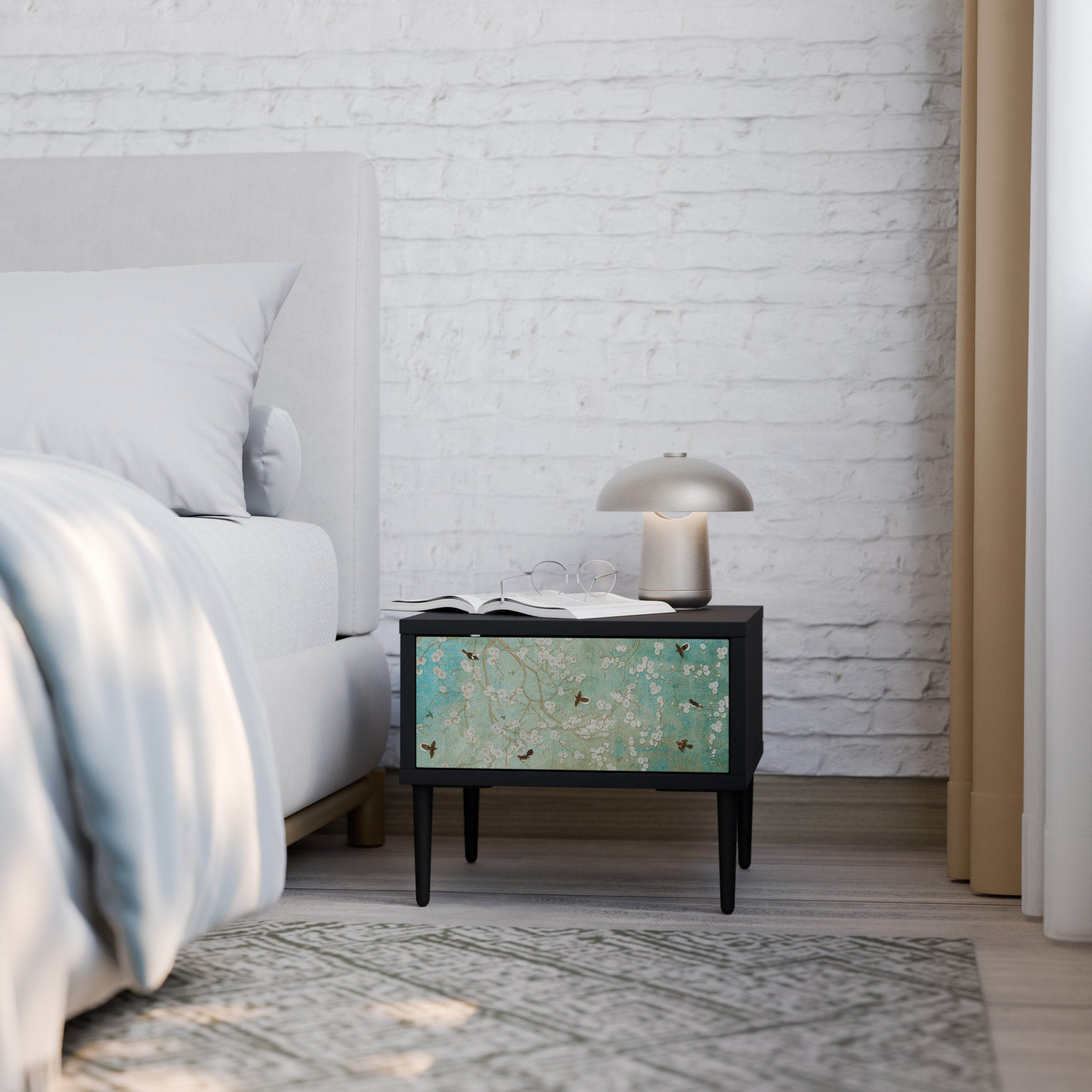 BLOOMING CHARM nattduksbord i svart finish