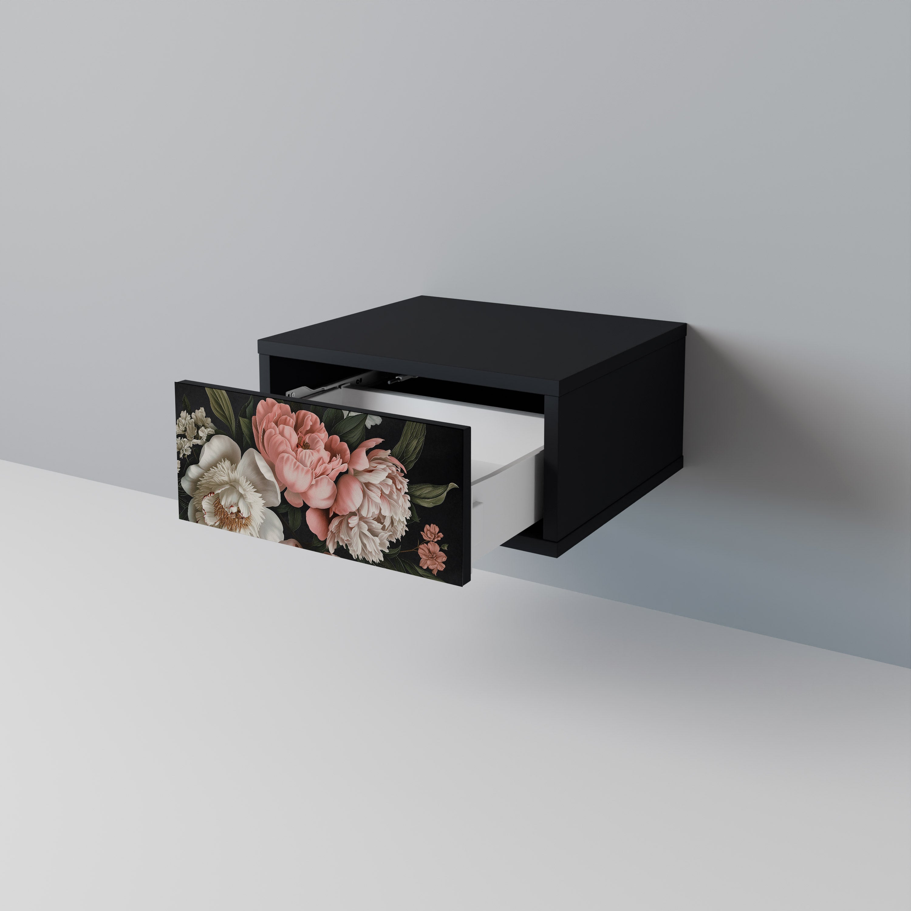 LUSH ELEGANCE Nattduksbord i svart finish
