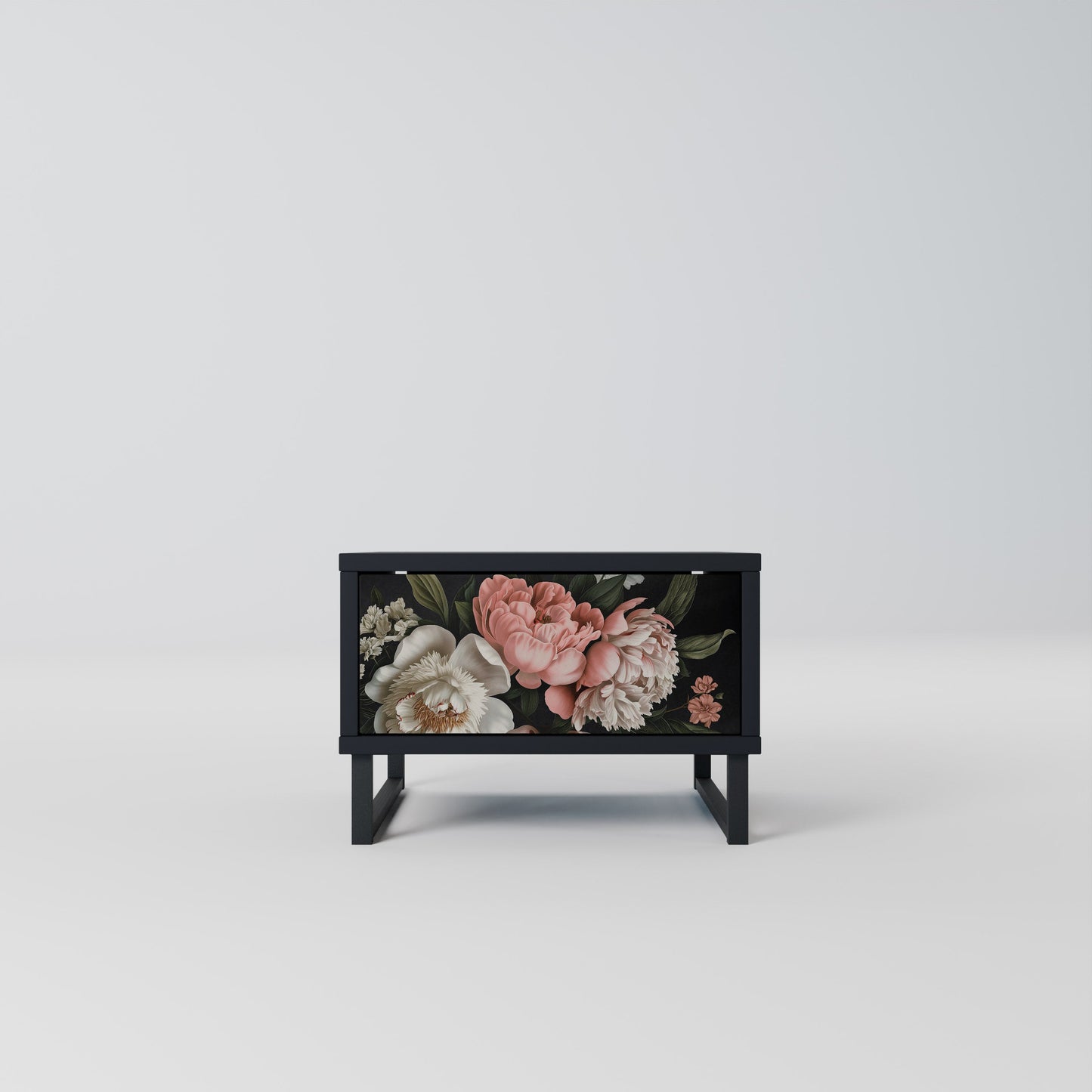 LUSH ELEGANCE Nattduksbord i svart finish