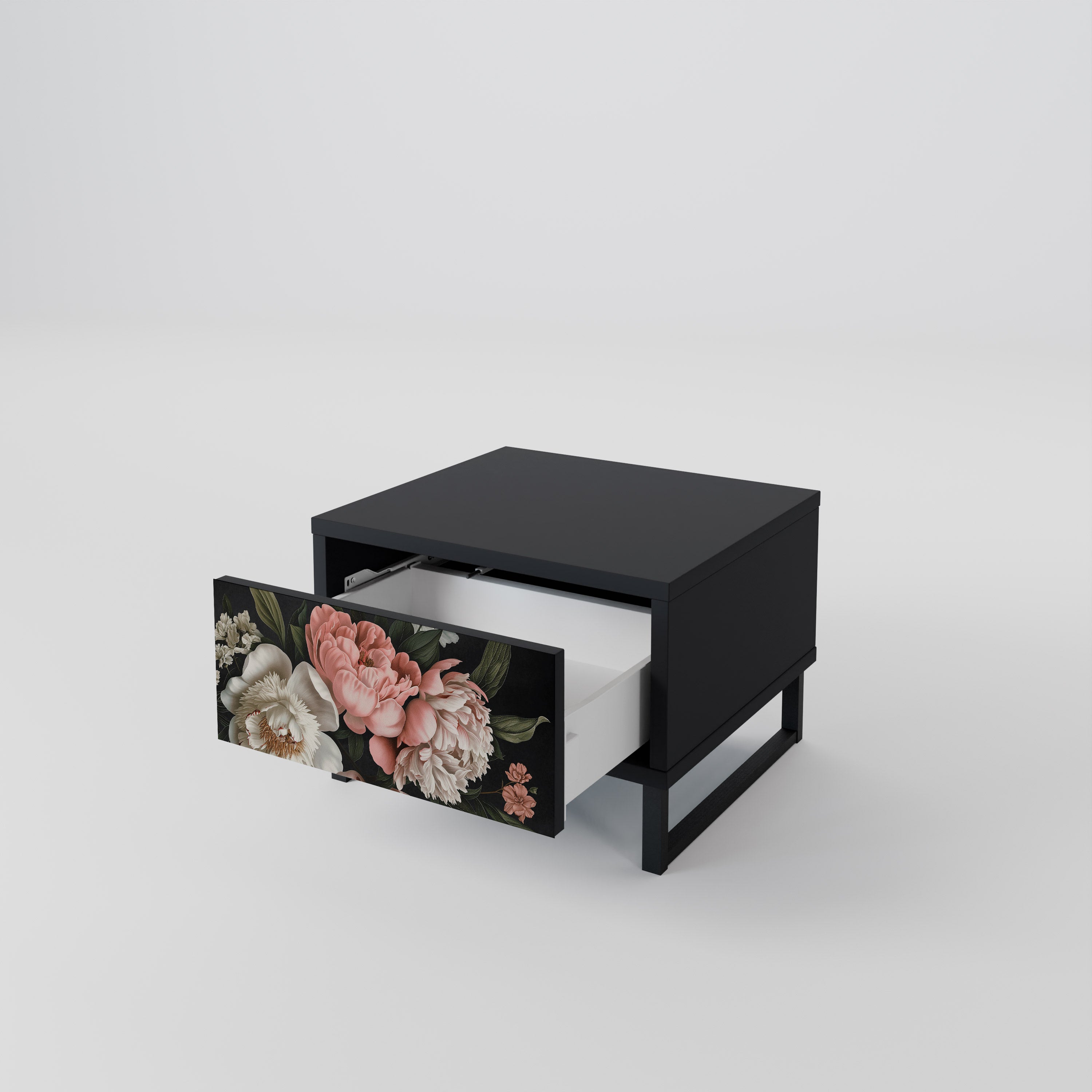 LUSH ELEGANCE Nattduksbord i svart finish
