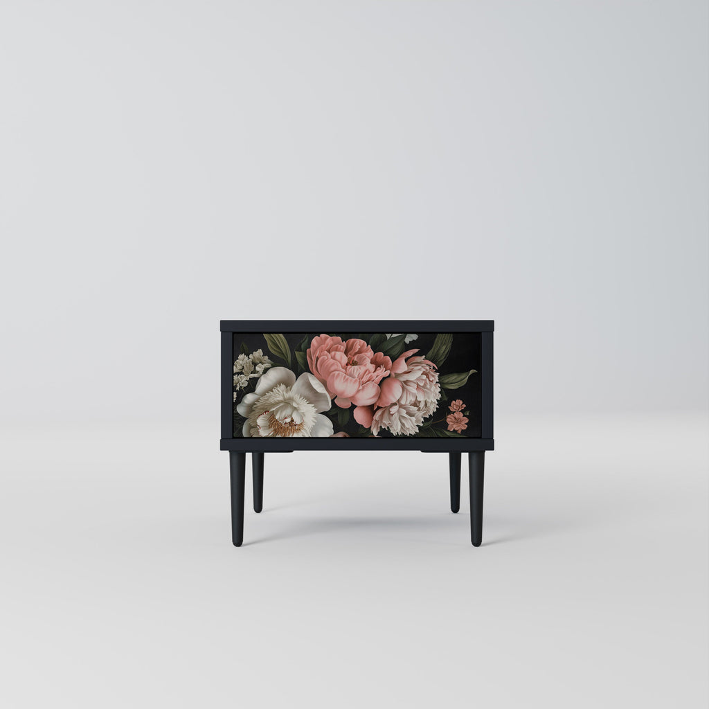 LUSH ELEGANCE Nattduksbord i svart finish
