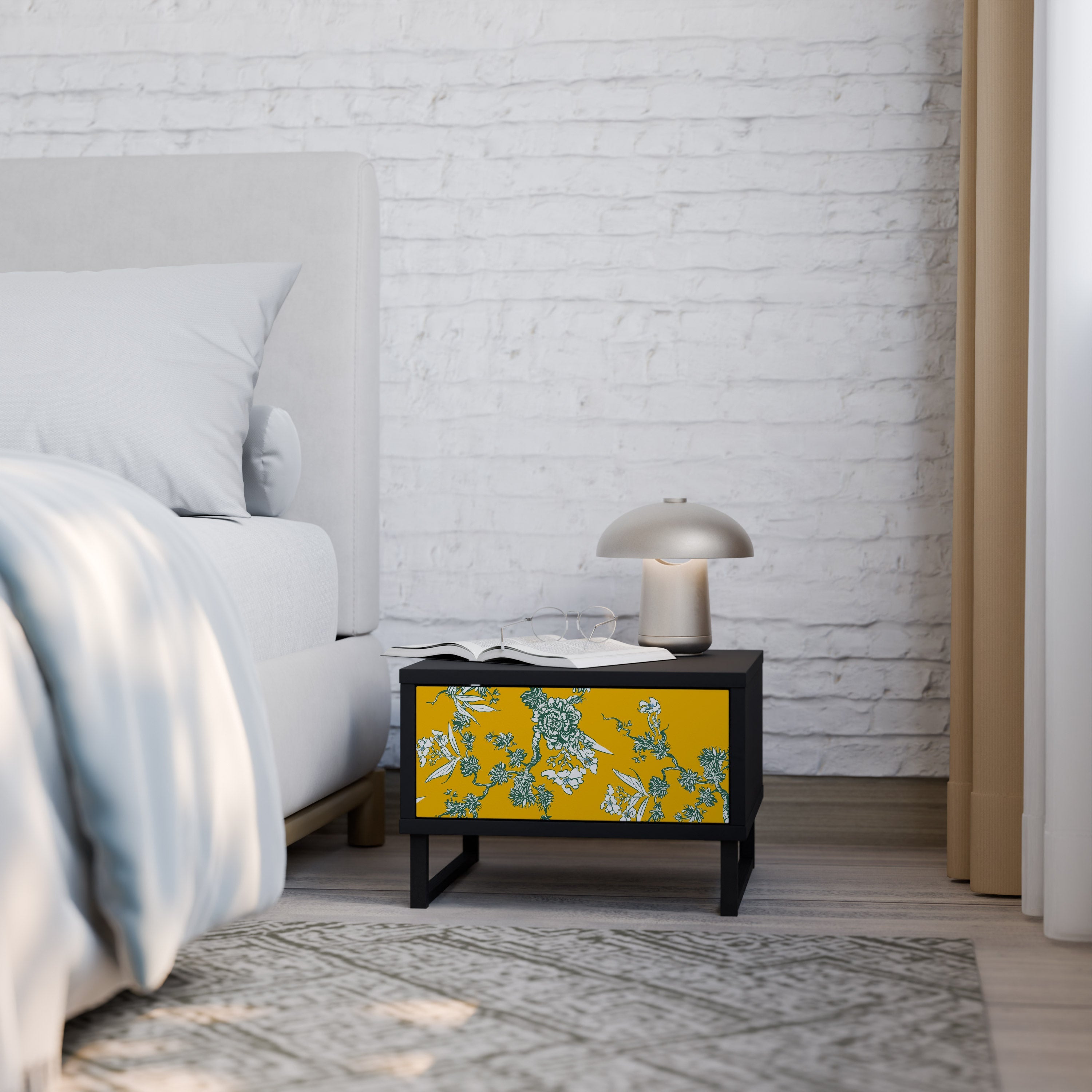 GULT CHINOISERIE-nattbord i svart finish