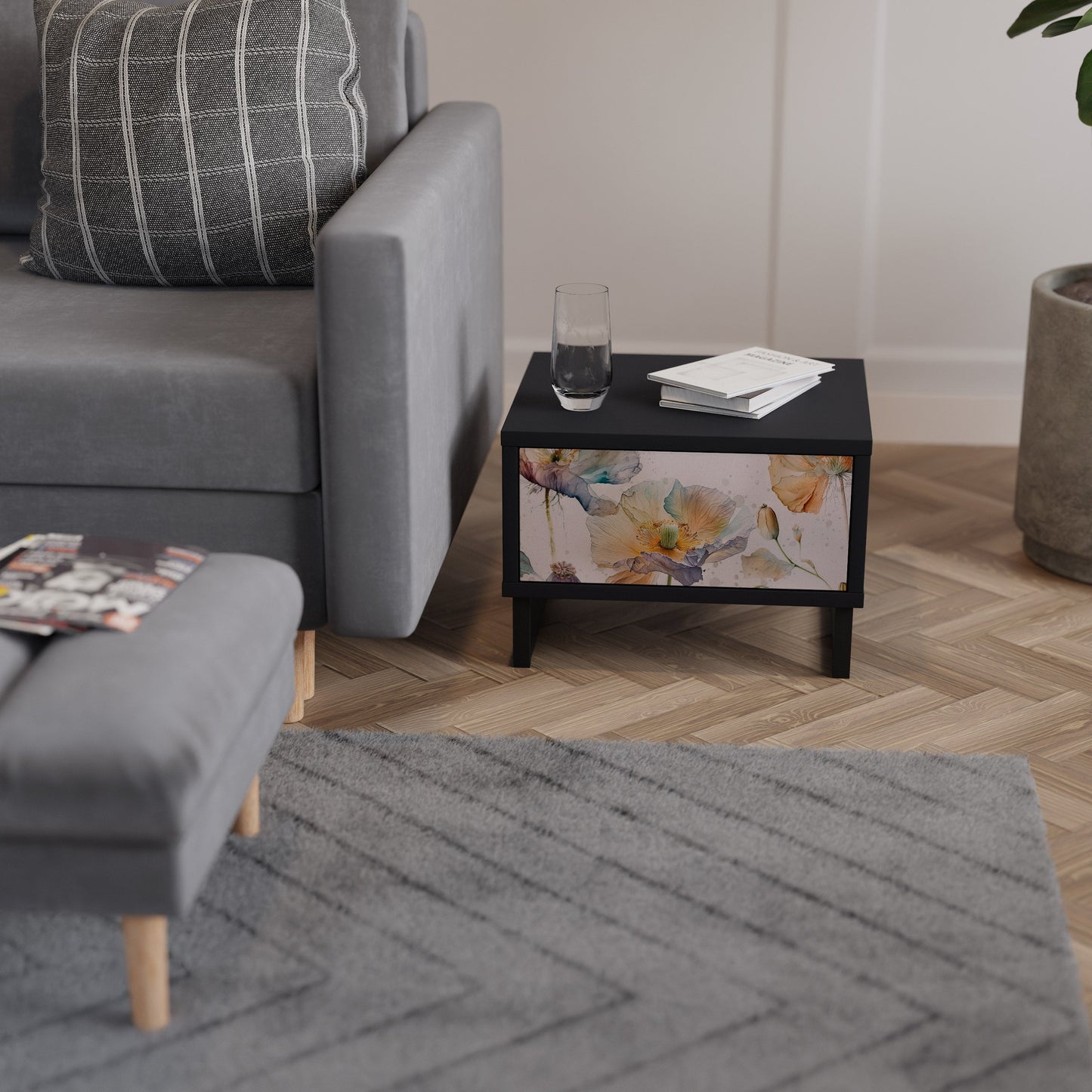 SOFTEN POPPY nattduksbord i svart finish