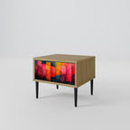 FÄRGRIKA LJUD Nattduksbord i ekeffekt