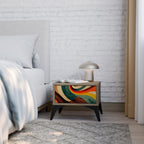 FÄRGRIGA STANDS Nattduksbord i ekeffekt