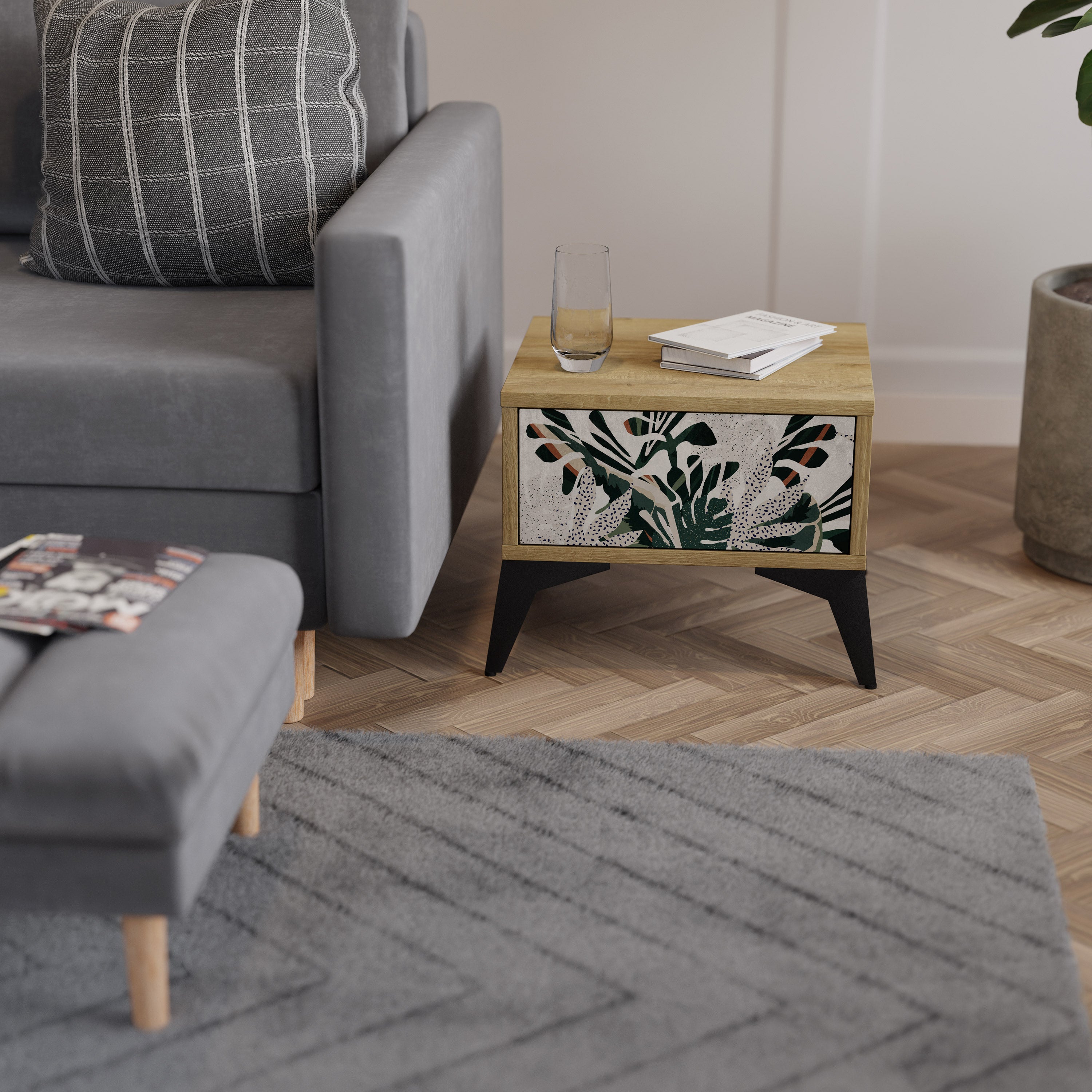 VERDURE FORMATION Nattduksbord i Oak Effect