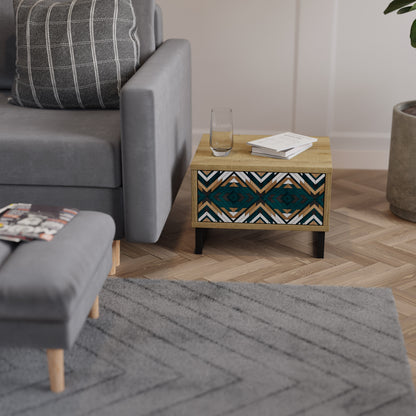 KONSTNÄRLIG GEOMETRI Nattduksbord i ekeffekt
